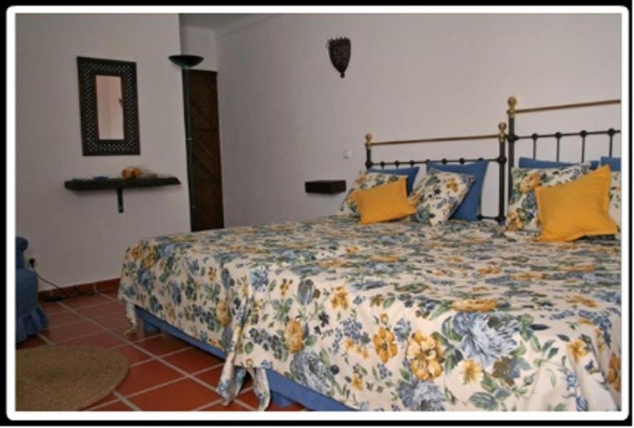 Alojamento Pero Rodrigues Alandroal Extérieur photo